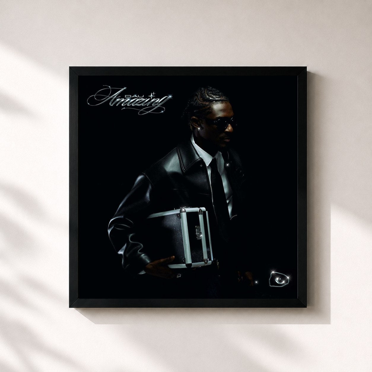 #noir Tableau carré de l'album AMAZING de Dau, cadre noir 32x32 cm