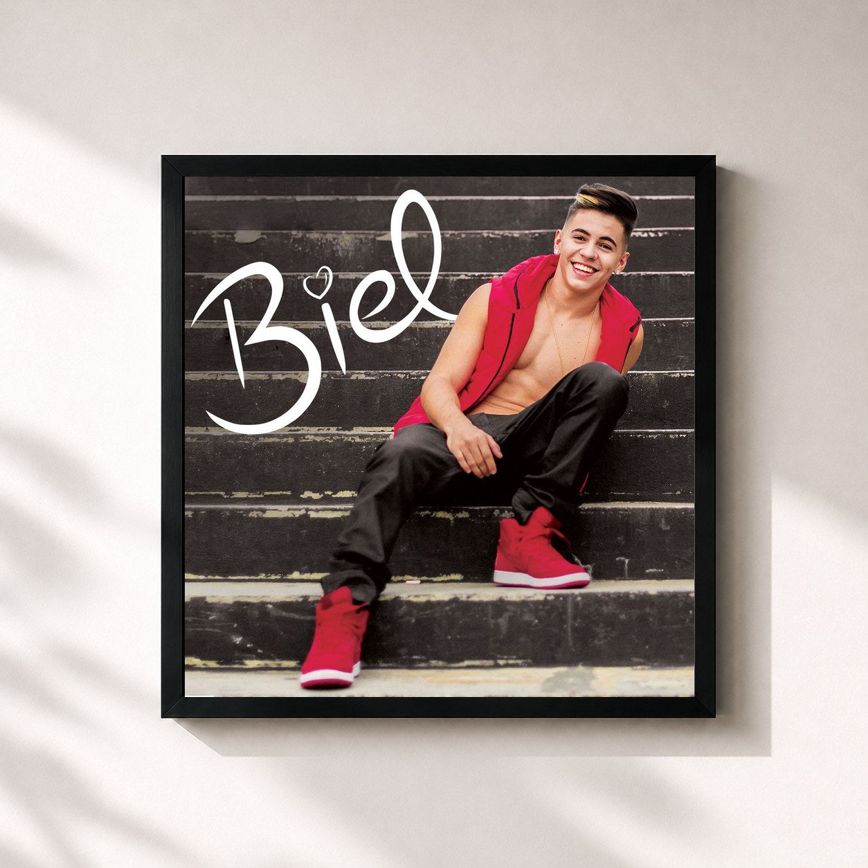 #noir Tableau carré de l'album Biel de Biel, cadre noir 32x32 cm