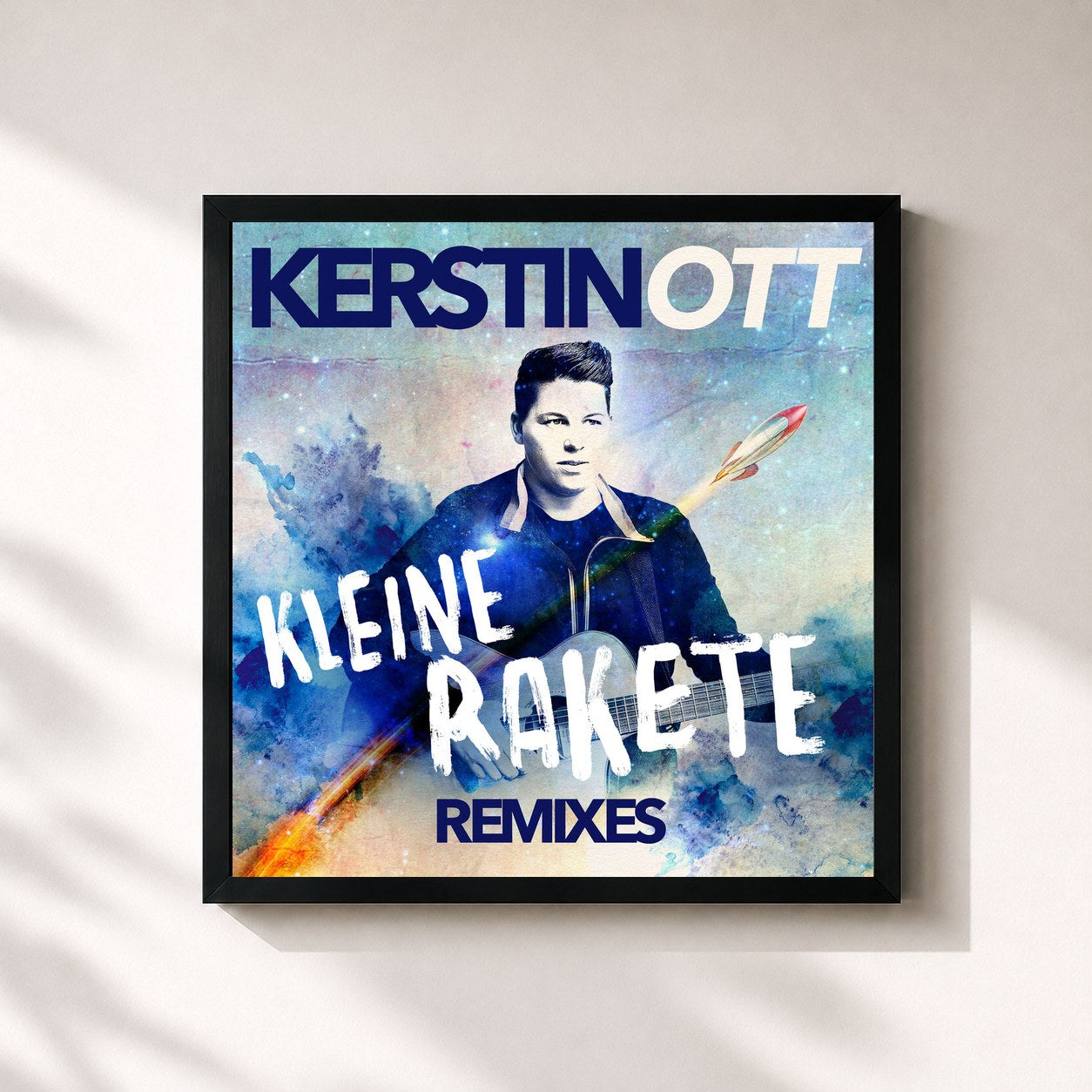 #noir Tableau carré de l'album Kleine Rakete (Remixes) de Kerstin Ott, cadre noir 32x32 cm