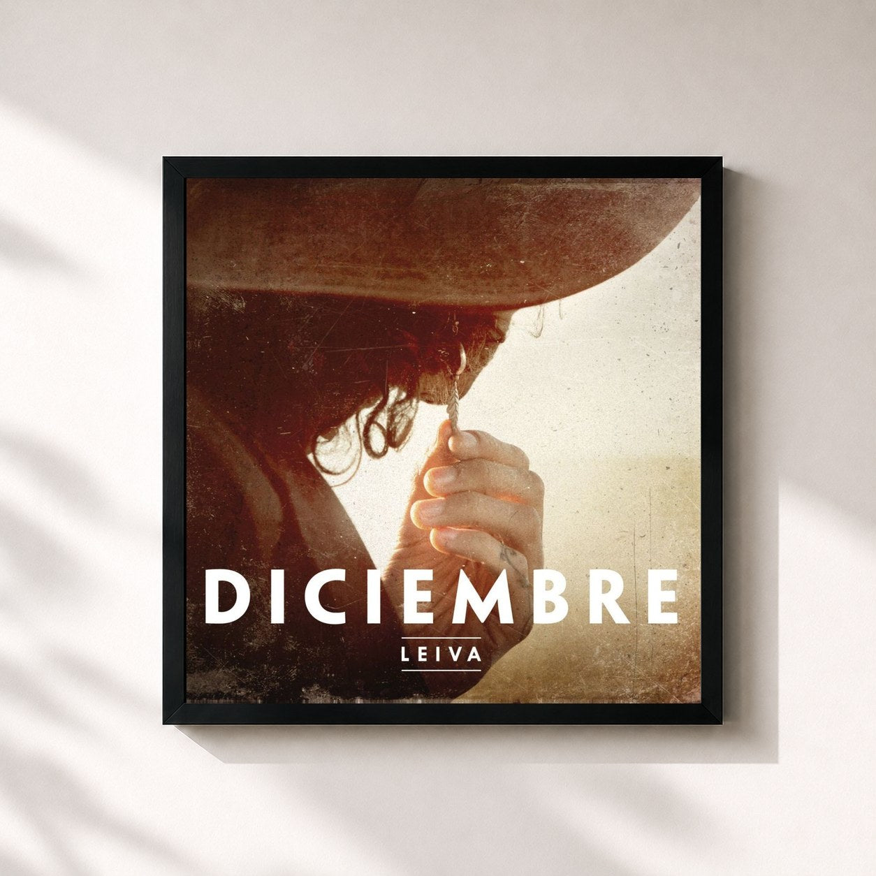#noir Tableau carré de l'album Diciembre de Leiva, cadre noir 32x32 cm
