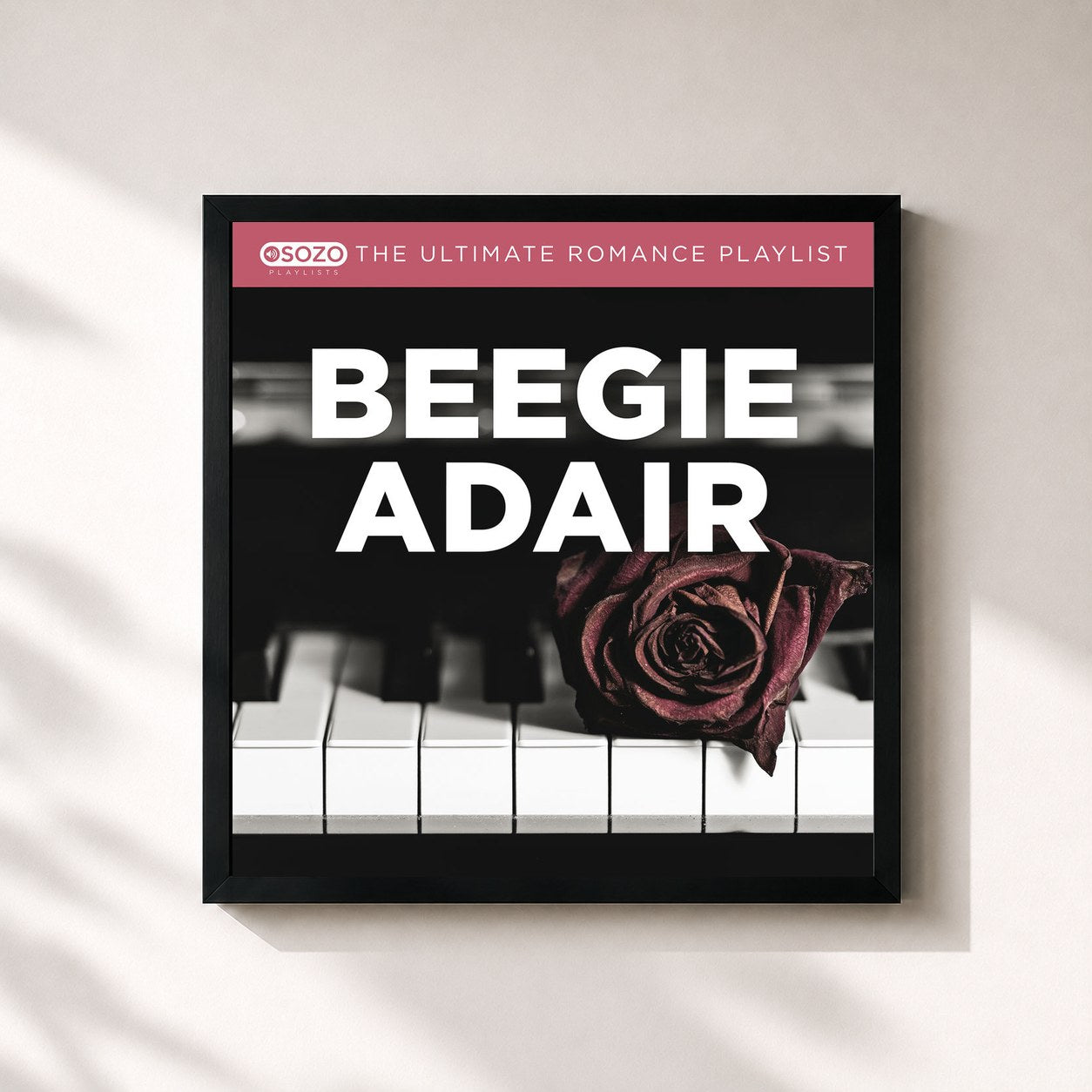 #noir Tableau carré de l'album The Ultimate Romance Playlist de Beegie Adair, cadre noir 32x32 cm