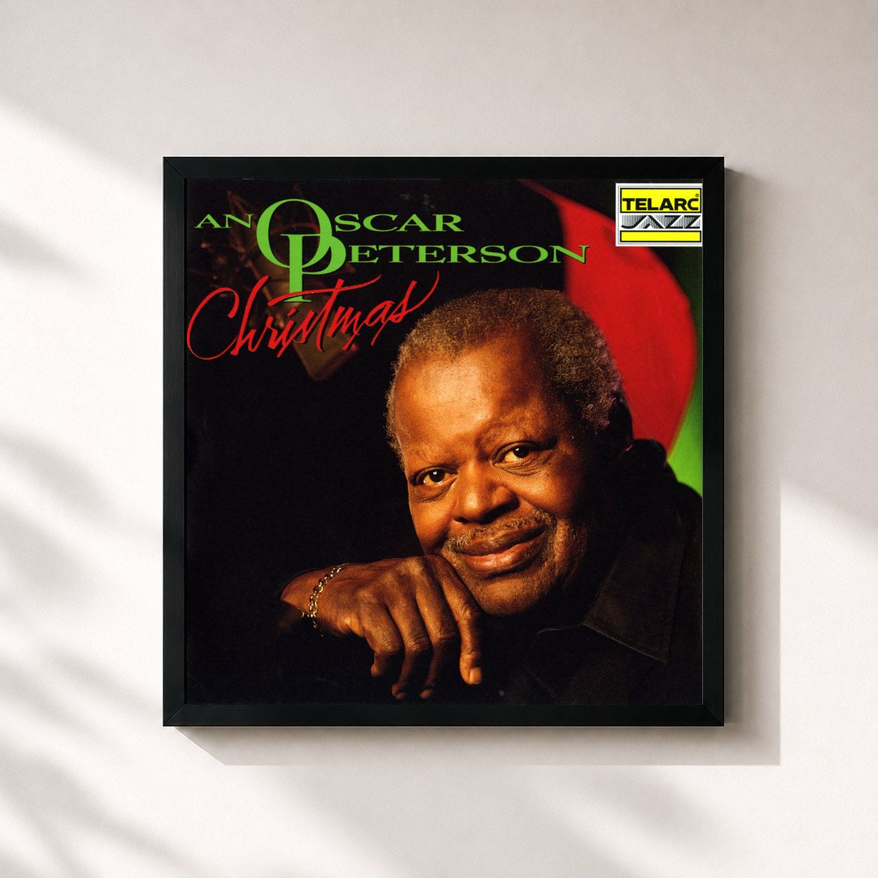 #noir Tableau carré de l'album An Oscar Peterson Christmas de Oscar Peterson, cadre noir 32x32 cm