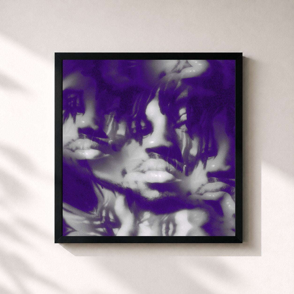 #noir Tableau carré de l'album Strawberry Moon Eclipsed de Raury, cadre noir 32x32 cm