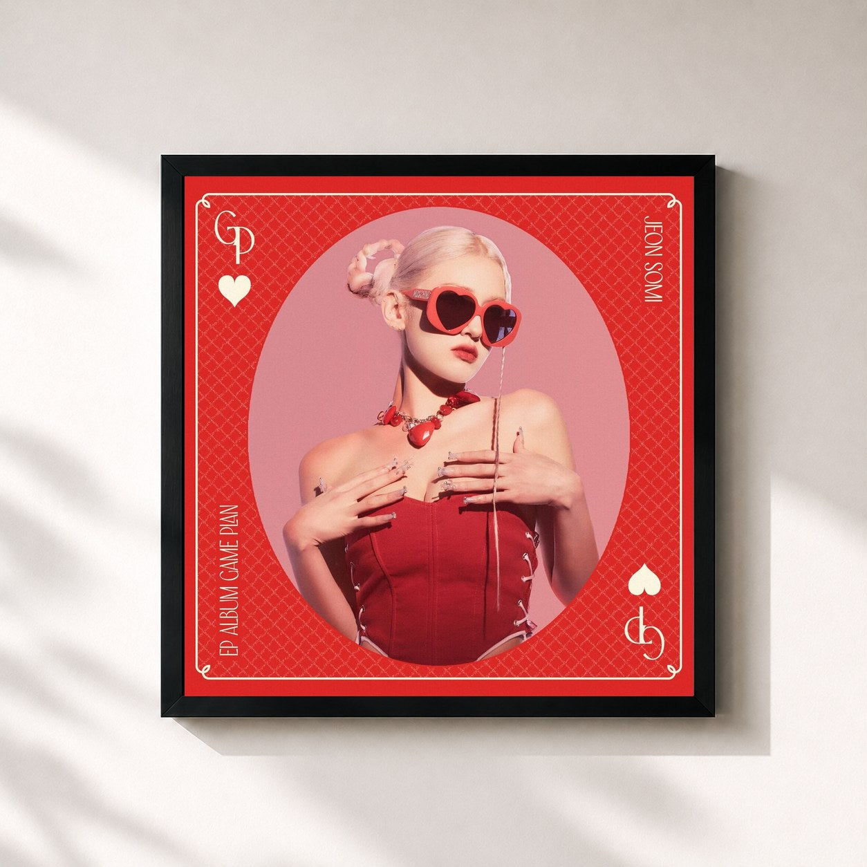 #noir Tableau carré de l'album GAME PLAN de JEON SOMI, cadre noir 32x32 cm