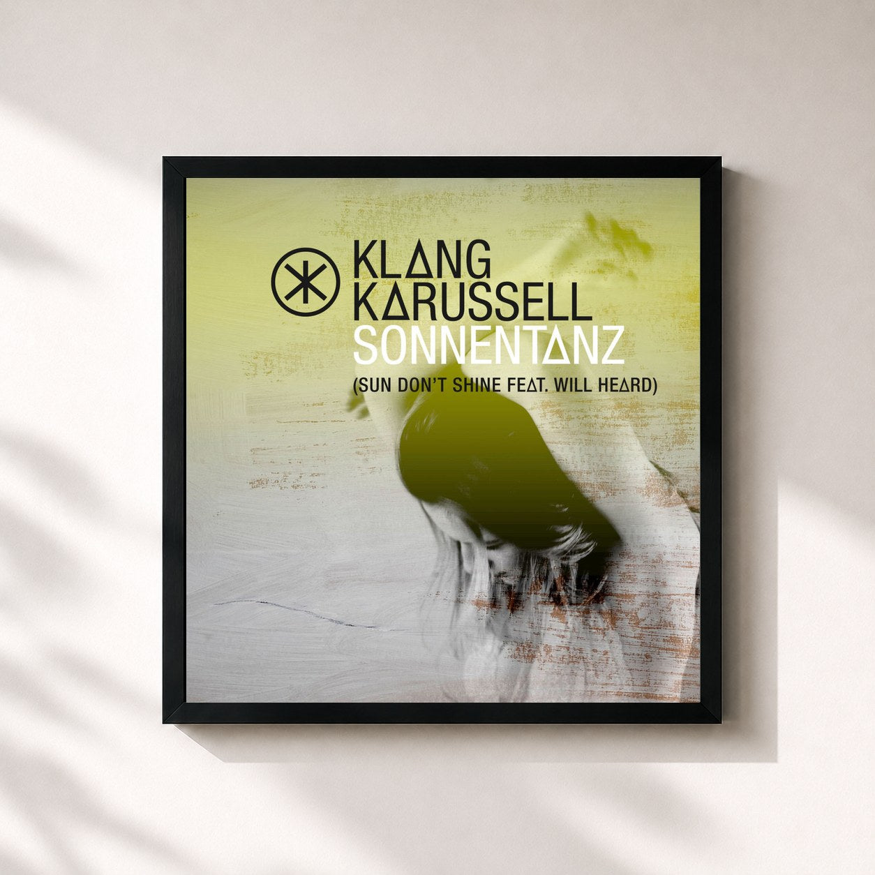 #noir Tableau carré de l'album Sonnentanz (Sun Don't Shine) (Remix EP) de Klangkarussell, cadre noir 32x32 cm