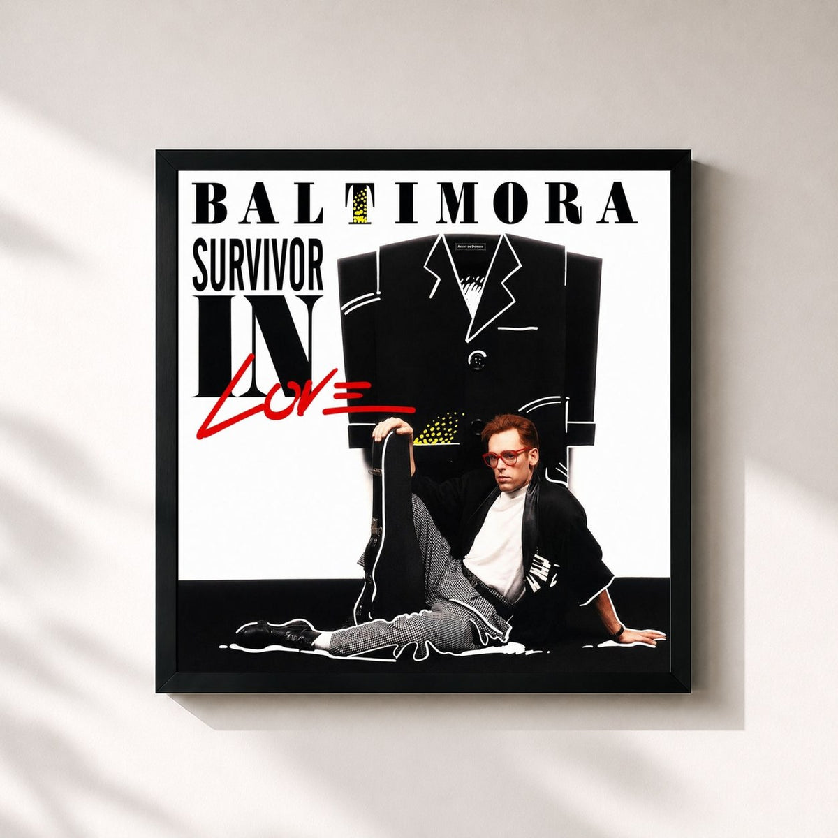 #noir Tableau carré de l'album Survivor In Love de Baltimora, cadre noir 32x32 cm