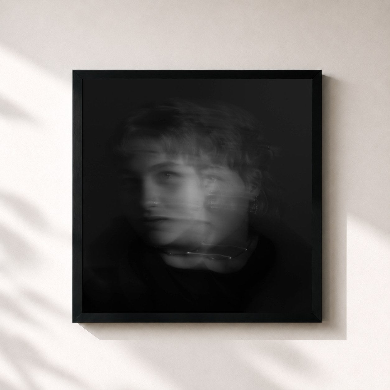 #noir Tableau carré de l'album FLUX de Annie, cadre noir 32x32 cm