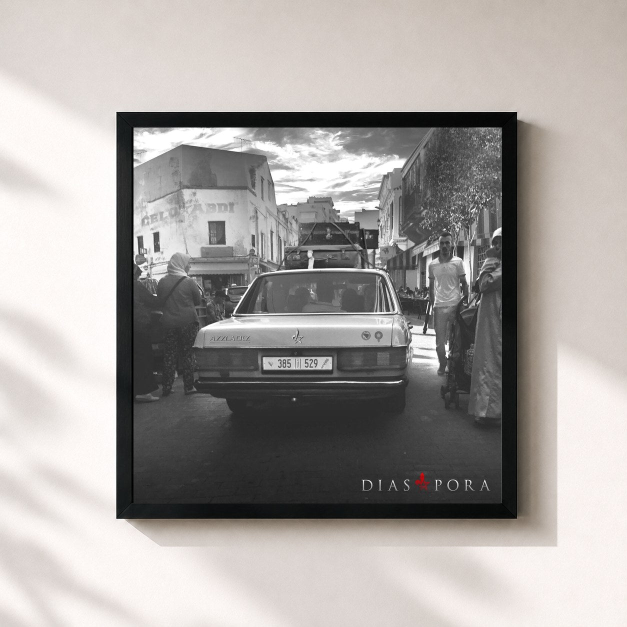 #noir Tableau carré de l'album Diaspora de Celo & Abdi, cadre noir 32x32 cm