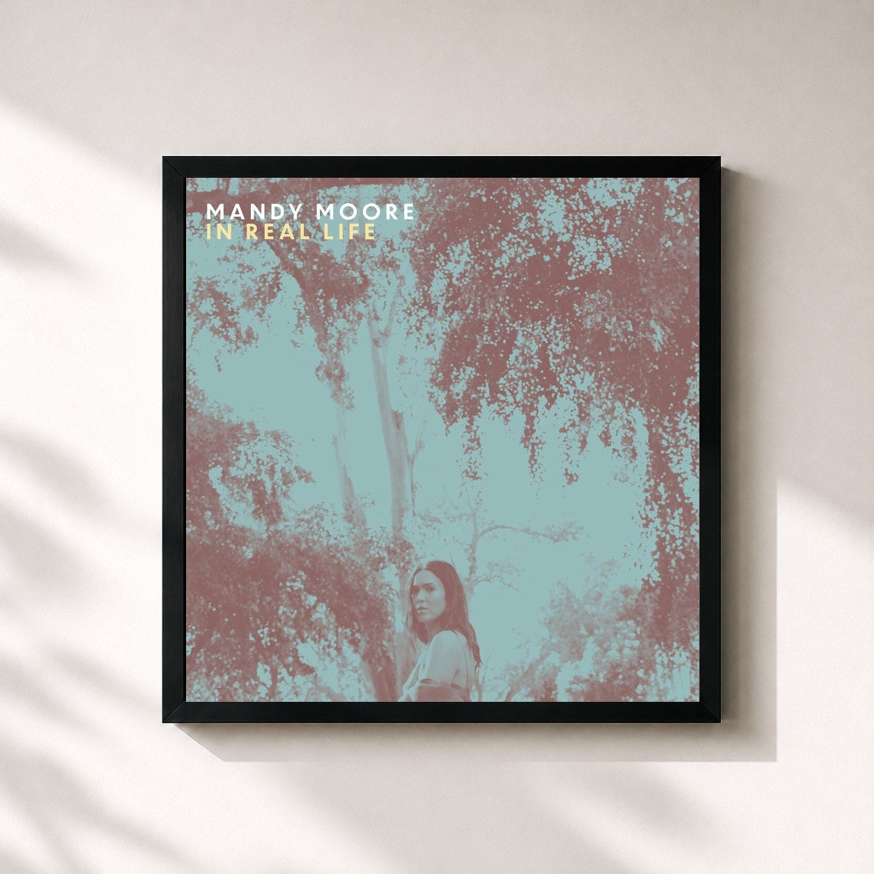 #noir Tableau carré de l'album In Real Life de Mandy Moore, cadre noir 32x32 cm