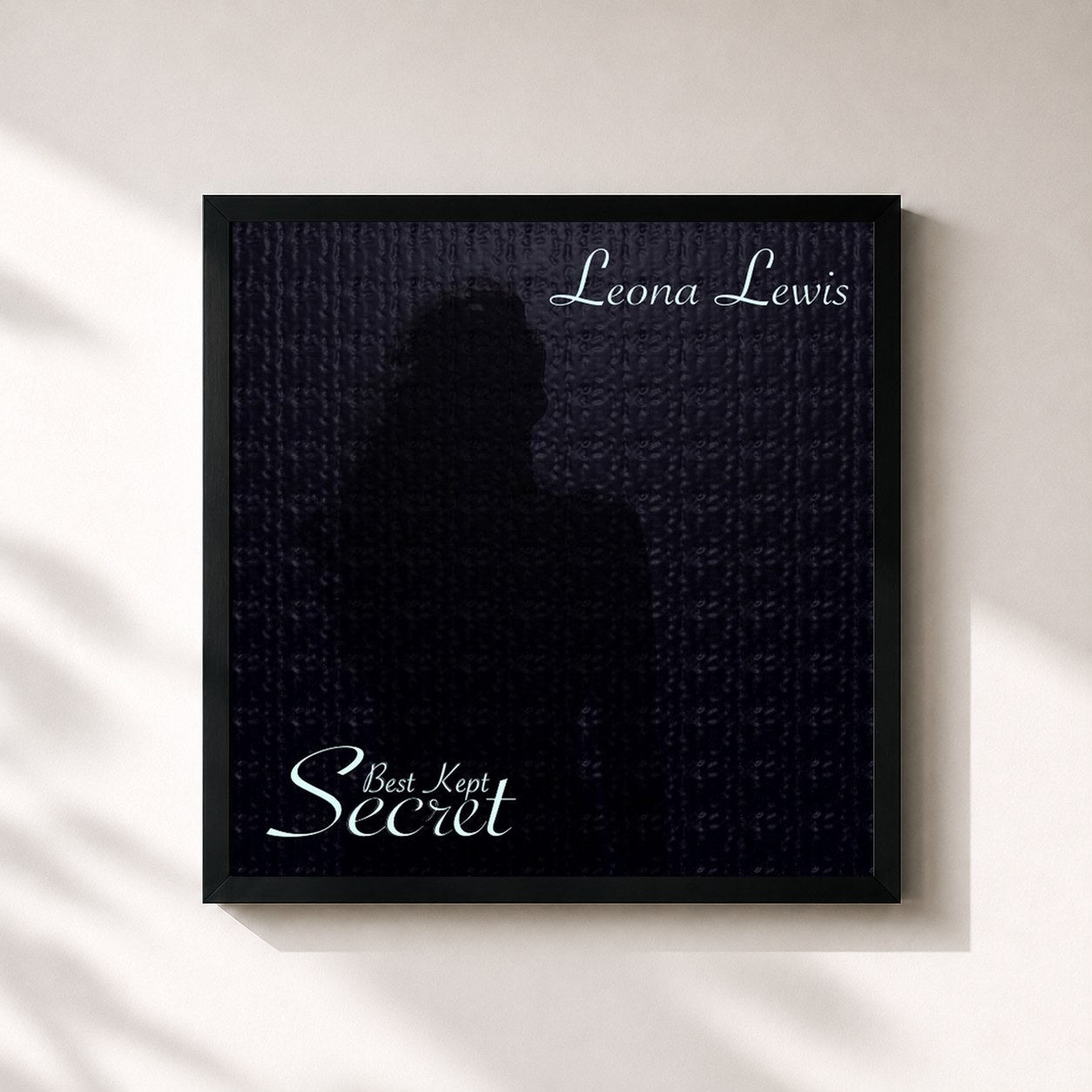 #noir Tableau carré de l'album Best Kept Secret de Leona Lewis, cadre noir 32x32 cm