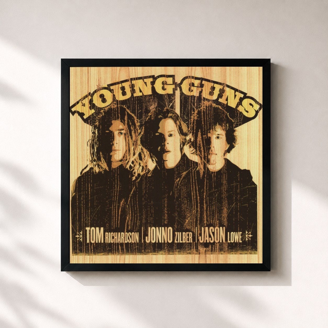 #noir Tableau carré de l'album Young Guns de Young Guns, cadre noir 32x32 cm