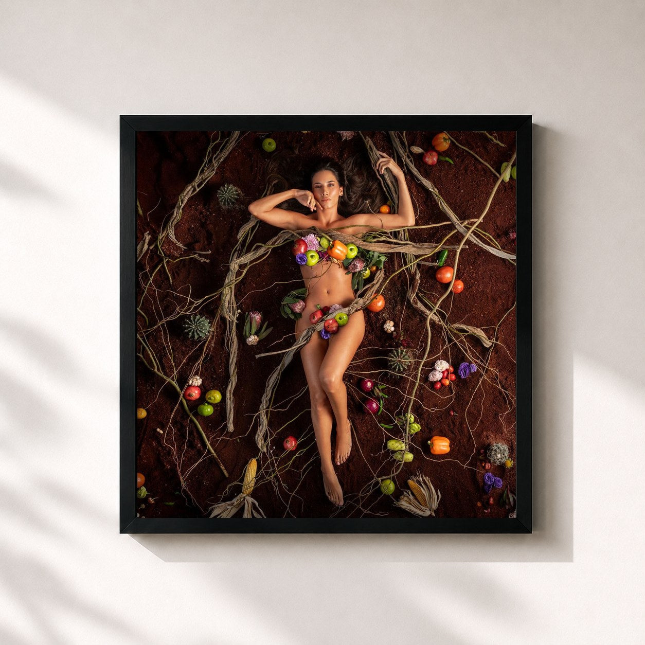 #noir Tableau carré de l'album Aguachile de India Martinez, cadre noir 32x32 cm