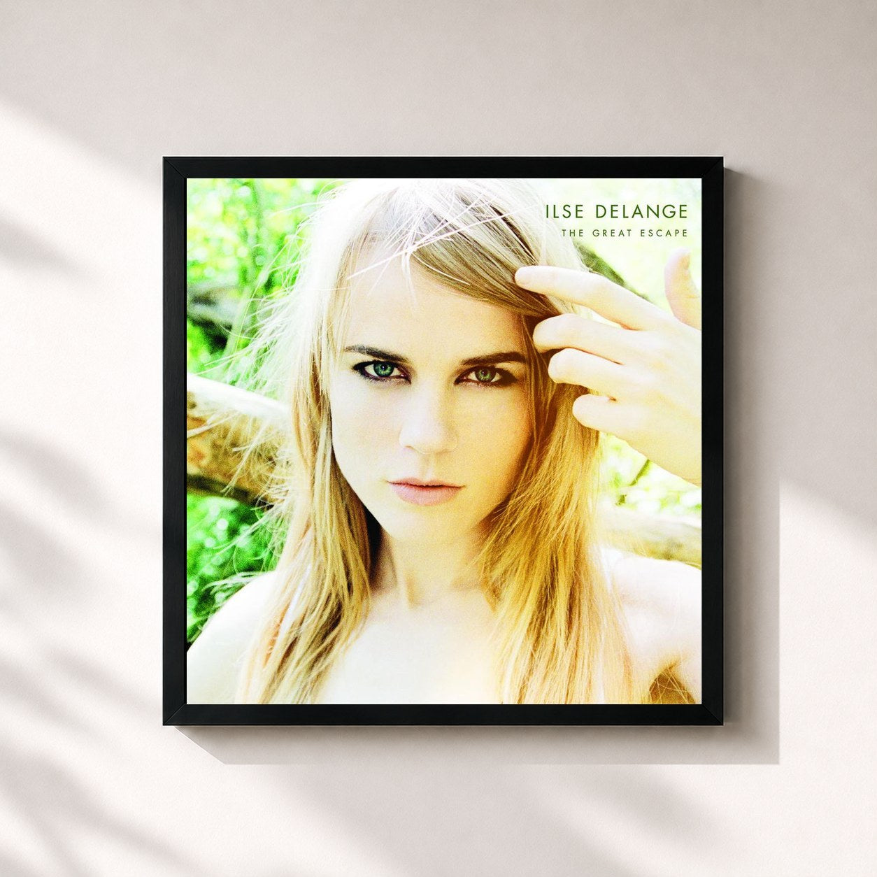 #noir Tableau carré de l'album The Great Escape de Ilse DeLange, cadre noir 32x32 cm
