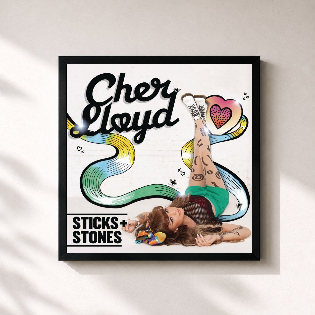 #noir Tableau carré de l'album Sticks & Stones de Cher Lloyd, cadre noir 32x32 cm