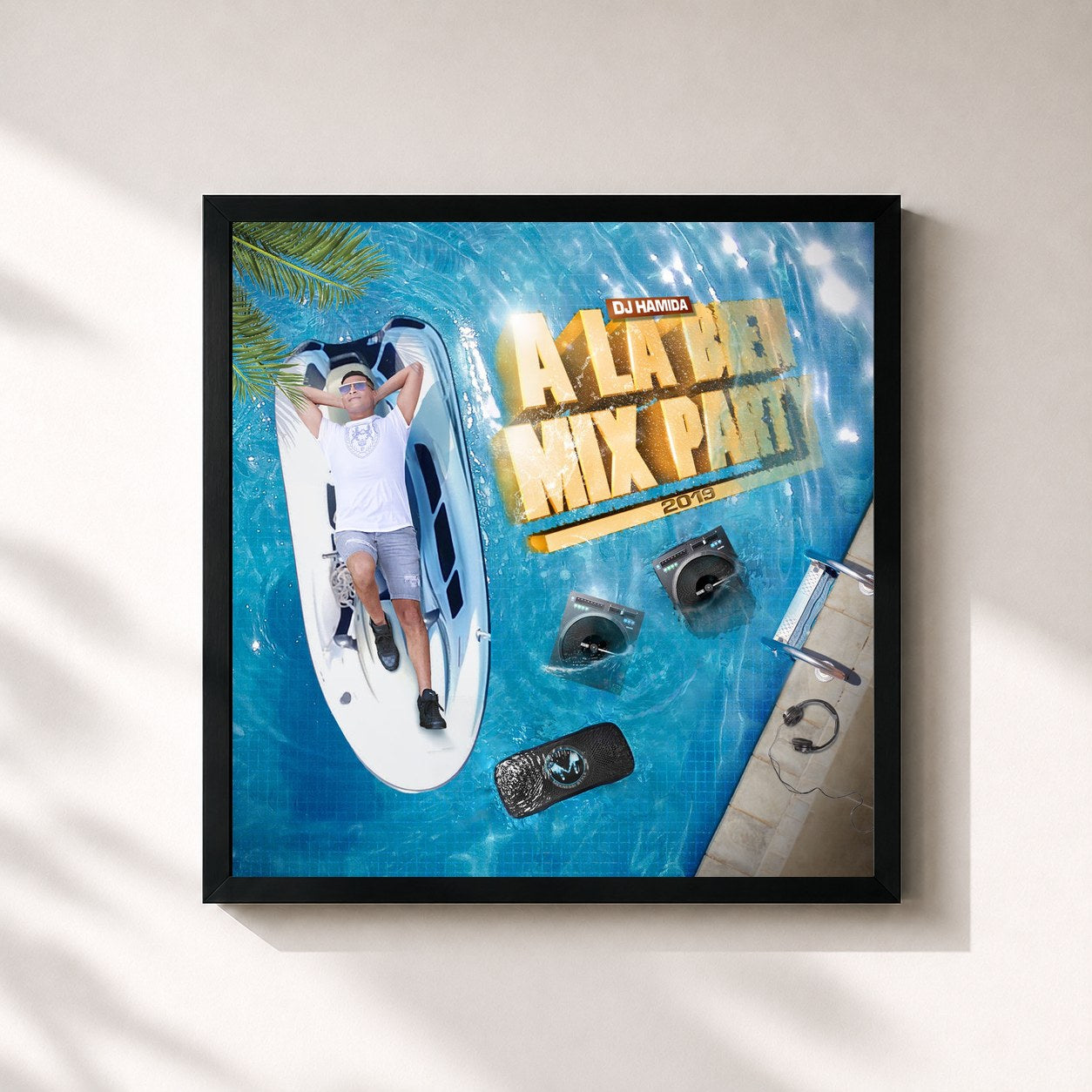 #noir Tableau carré de l'album À la bien Mix Party 2019 de DJ Hamida, cadre noir 32x32 cm