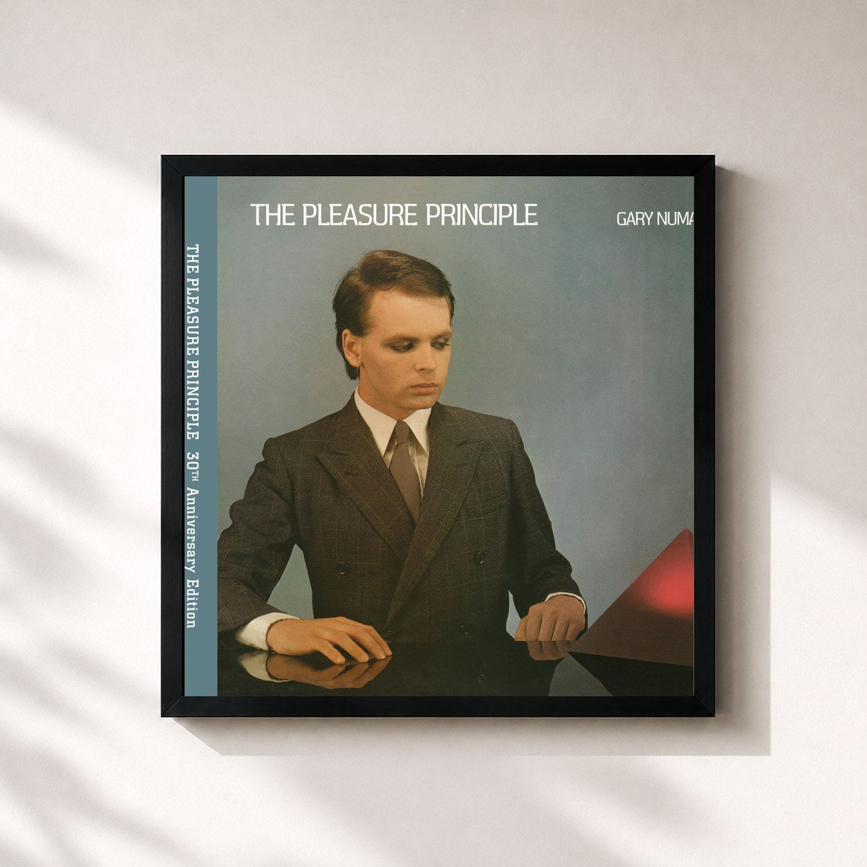 #noir Tableau carré de l'album The Pleasure Principle (Expanded Edition) de Gary Numan, cadre noir 32x32 cm