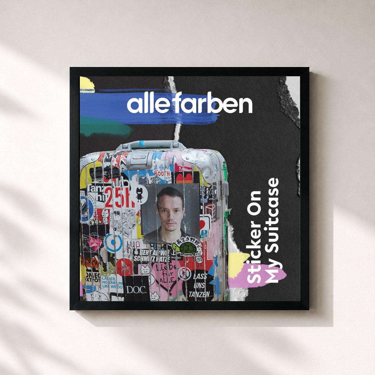 #noir Tableau carré de l'album Sticker on My Suitcase de Alle Farben, cadre noir 32x32 cm