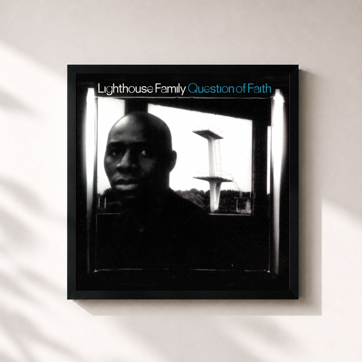 #noir Tableau carré de l'album Question Of Faith de Lighthouse Family, cadre noir 32x32 cm