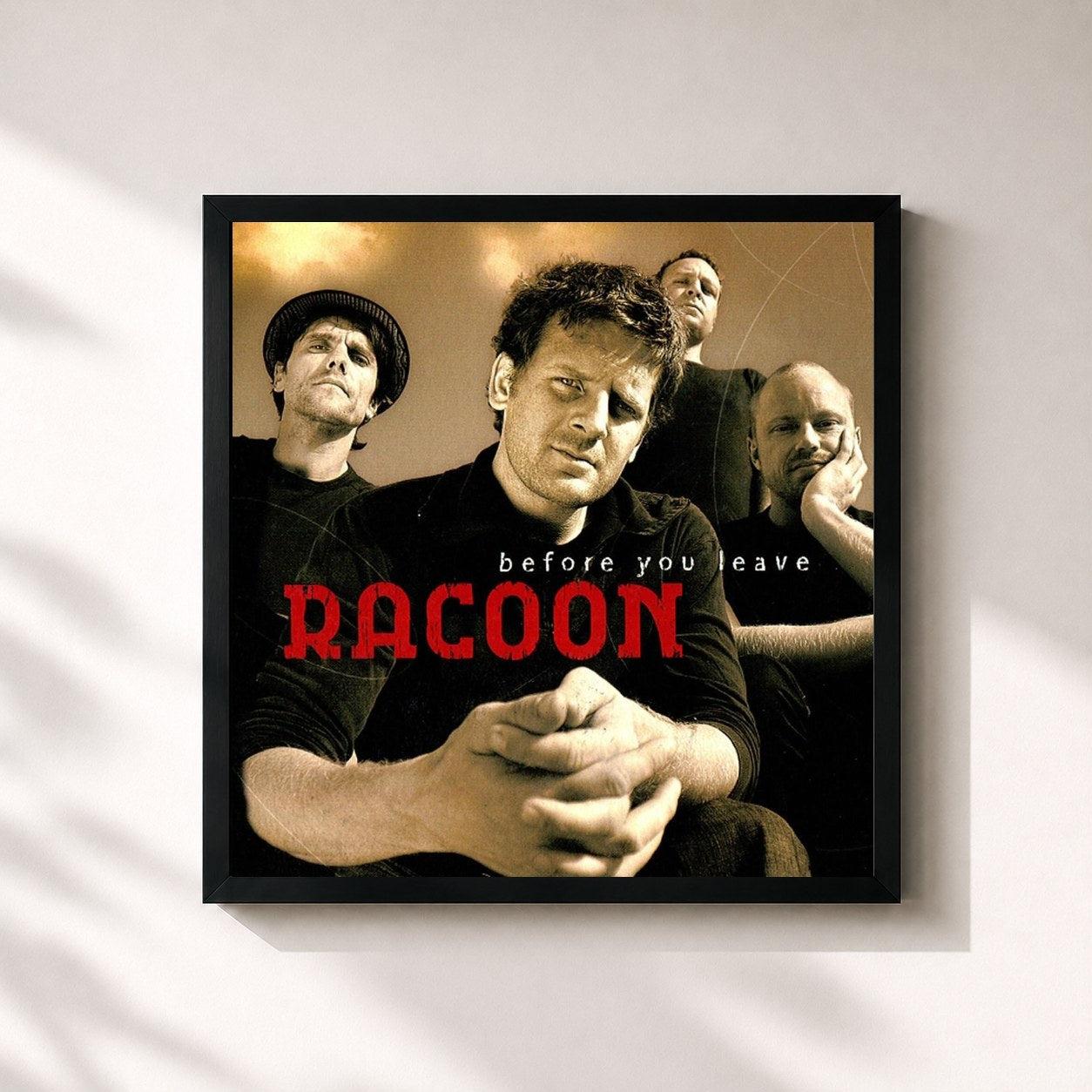 #noir Tableau carré de l'album Before You Leave de Racoon, cadre noir 32x32 cm