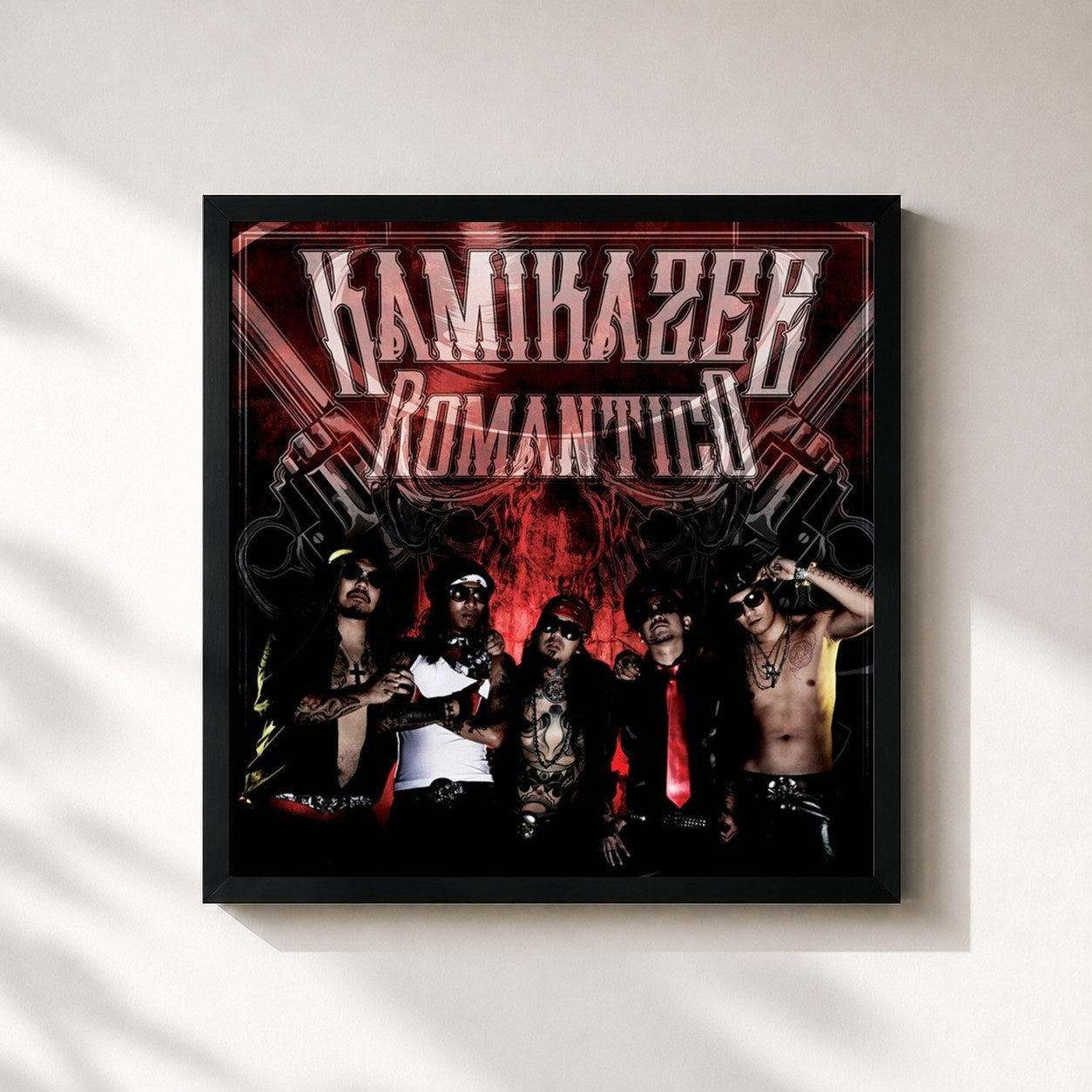 #noir Tableau carré de l'album Romantico de Kamikazee, cadre noir 32x32 cm