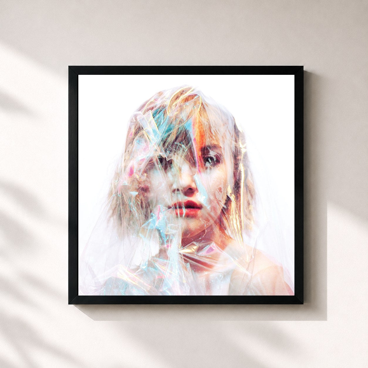 #noir Tableau carré de l'album You're the Waves de Maia Vidal, cadre noir 32x32 cm
