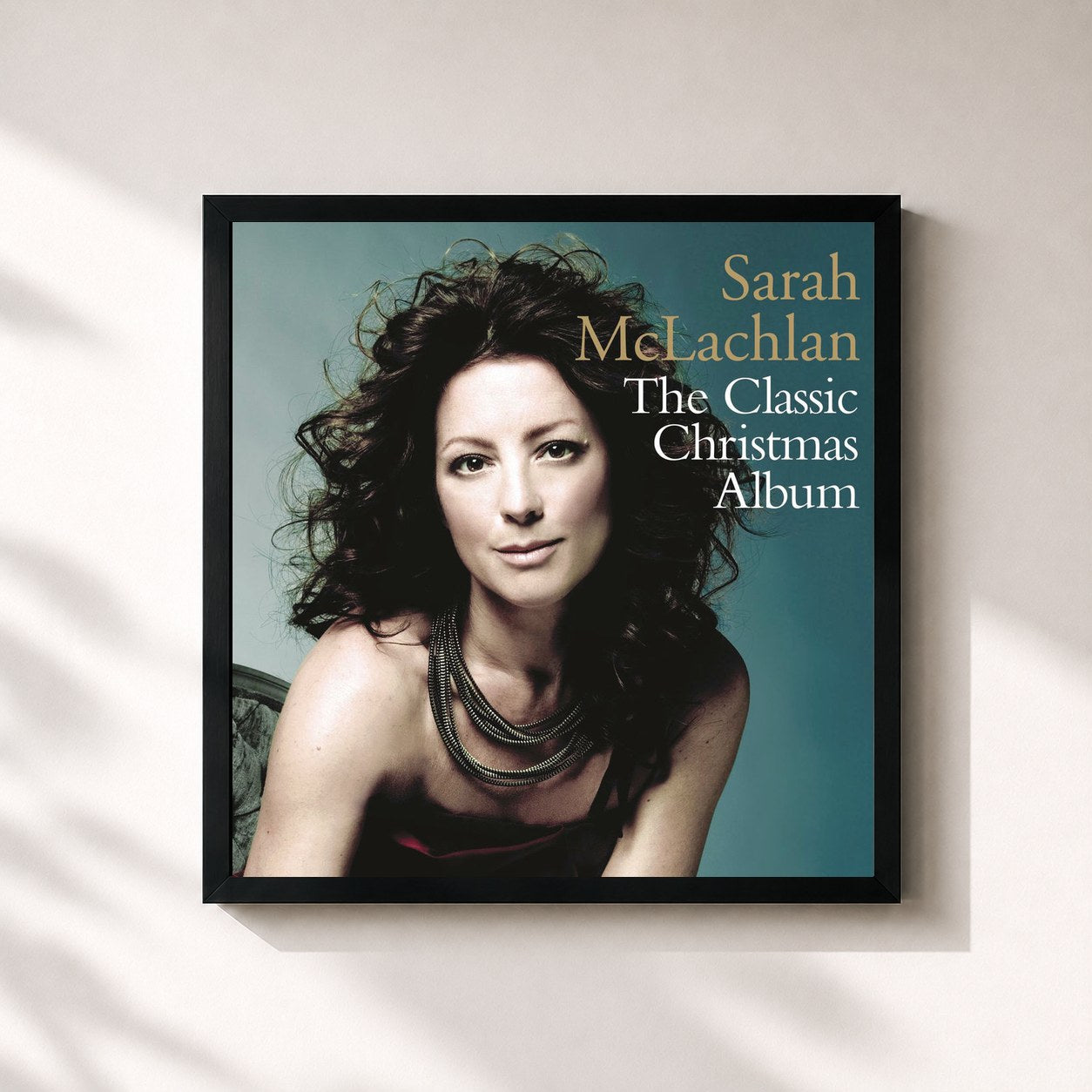#noir Tableau carré de l'album The Classic Christmas Album de Sarah McLachlan, cadre noir 32x32 cm