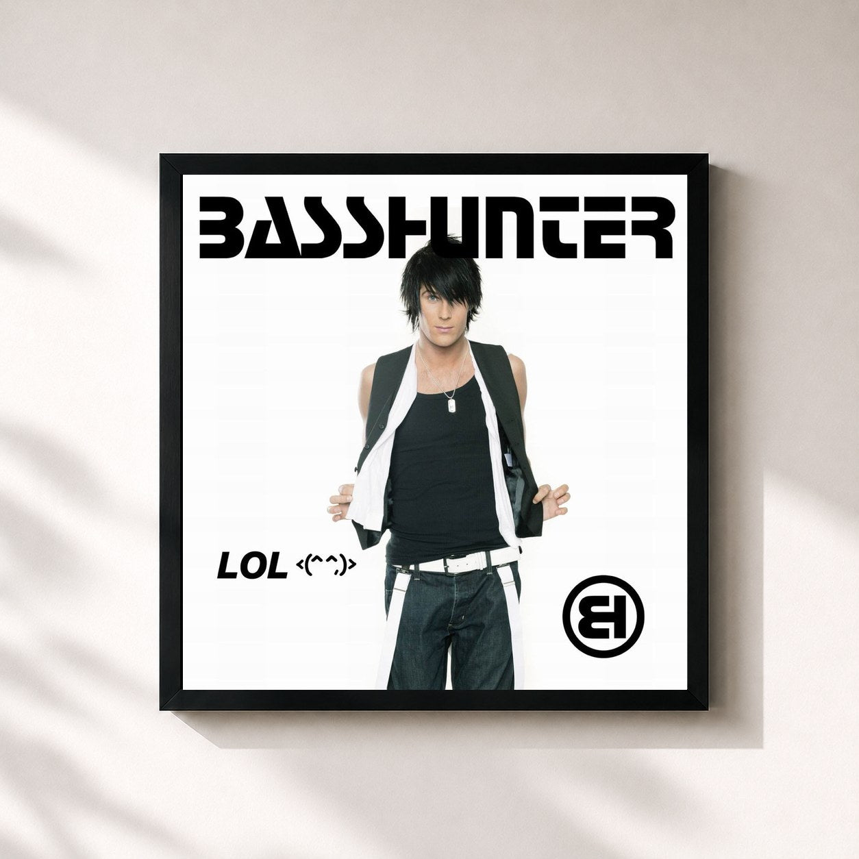 #noir Tableau carré de l'album LOL (2008 yellow bonus version/no videos_France) de Basshunter, cadre noir 32x32 cm