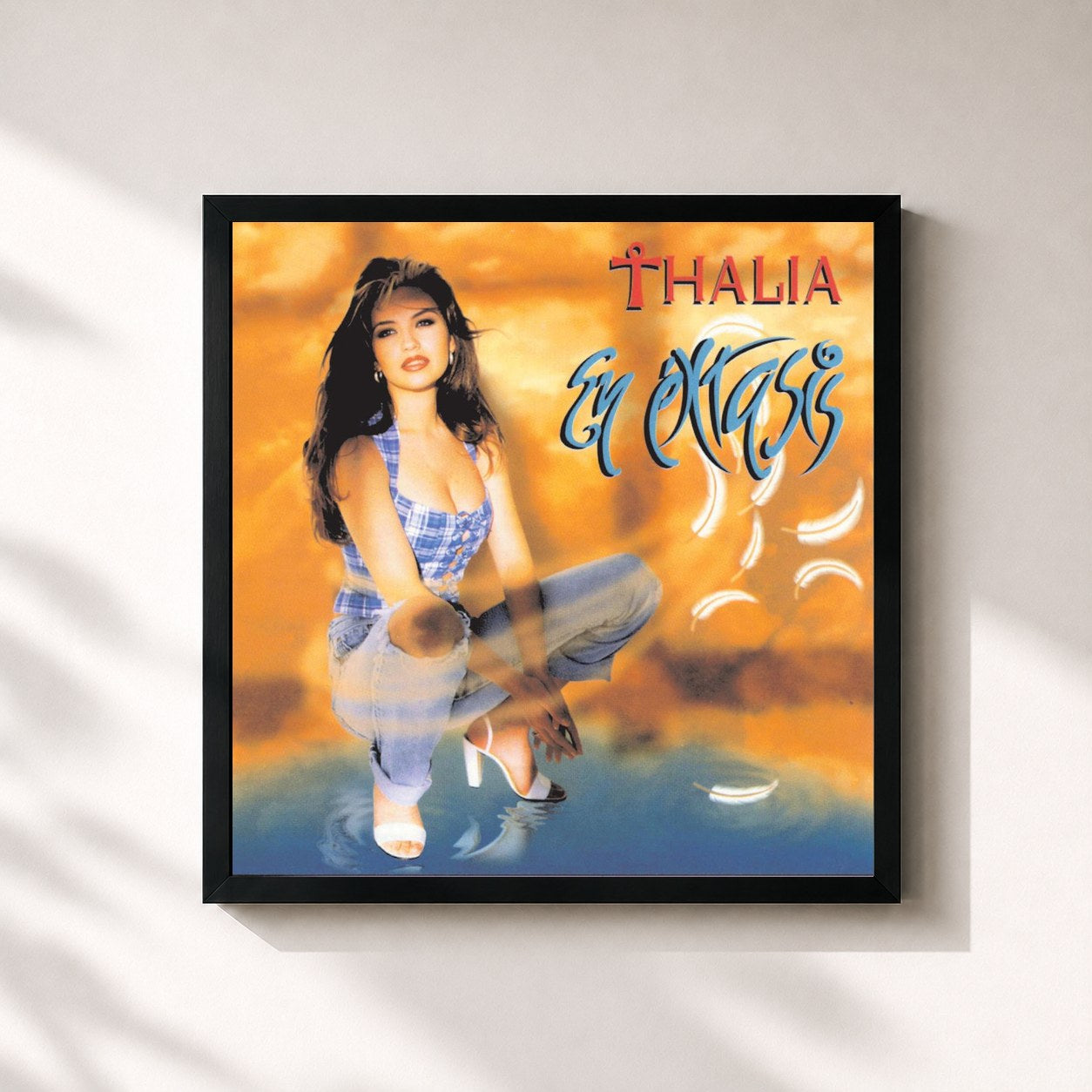 #noir Tableau carré de l'album En Extasis de Thalia, cadre noir 32x32 cm