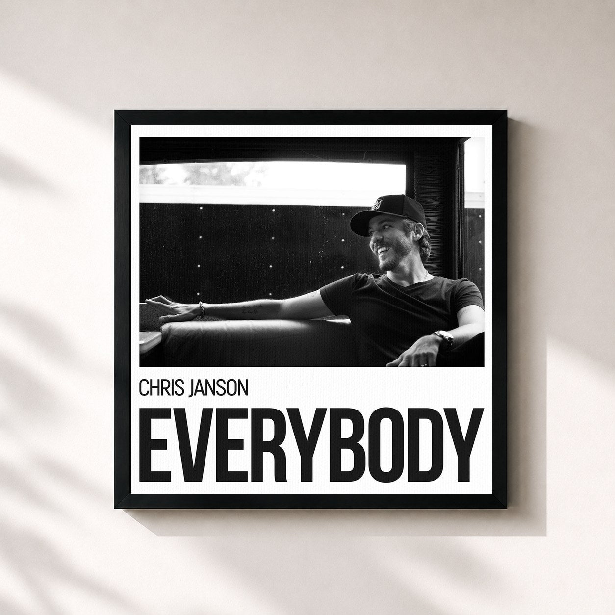 #noir Tableau carré de l'album EVERYBODY de Chris Janson, cadre noir 32x32 cm