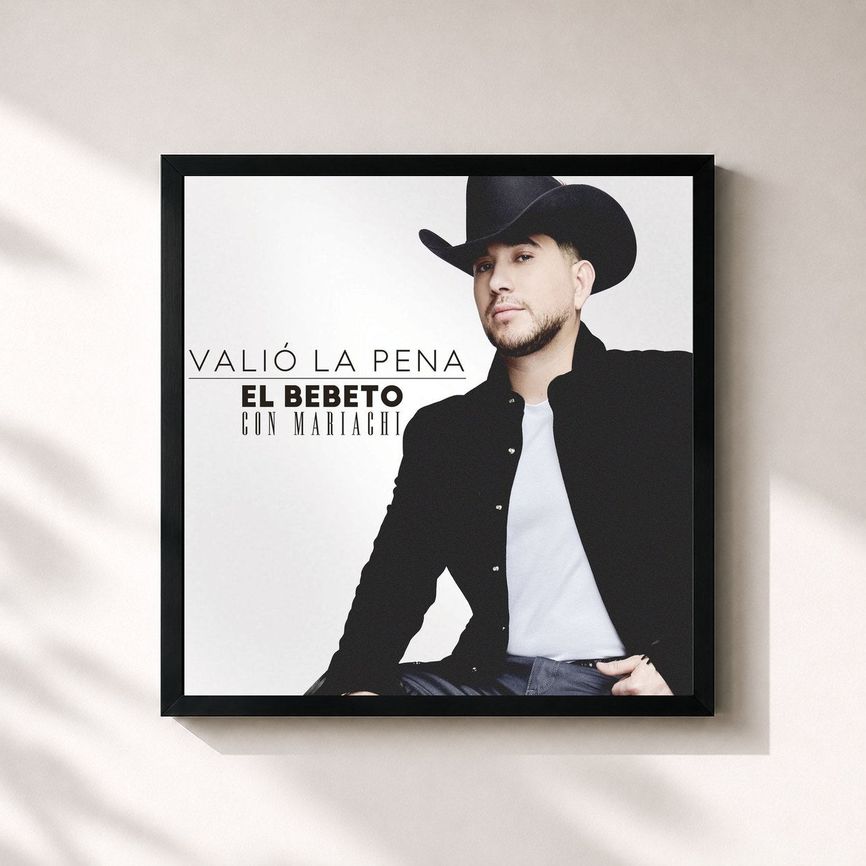 #noir Tableau carré de l'album Valió La Pena Con Mariachi de El Bebeto, cadre noir 32x32 cm