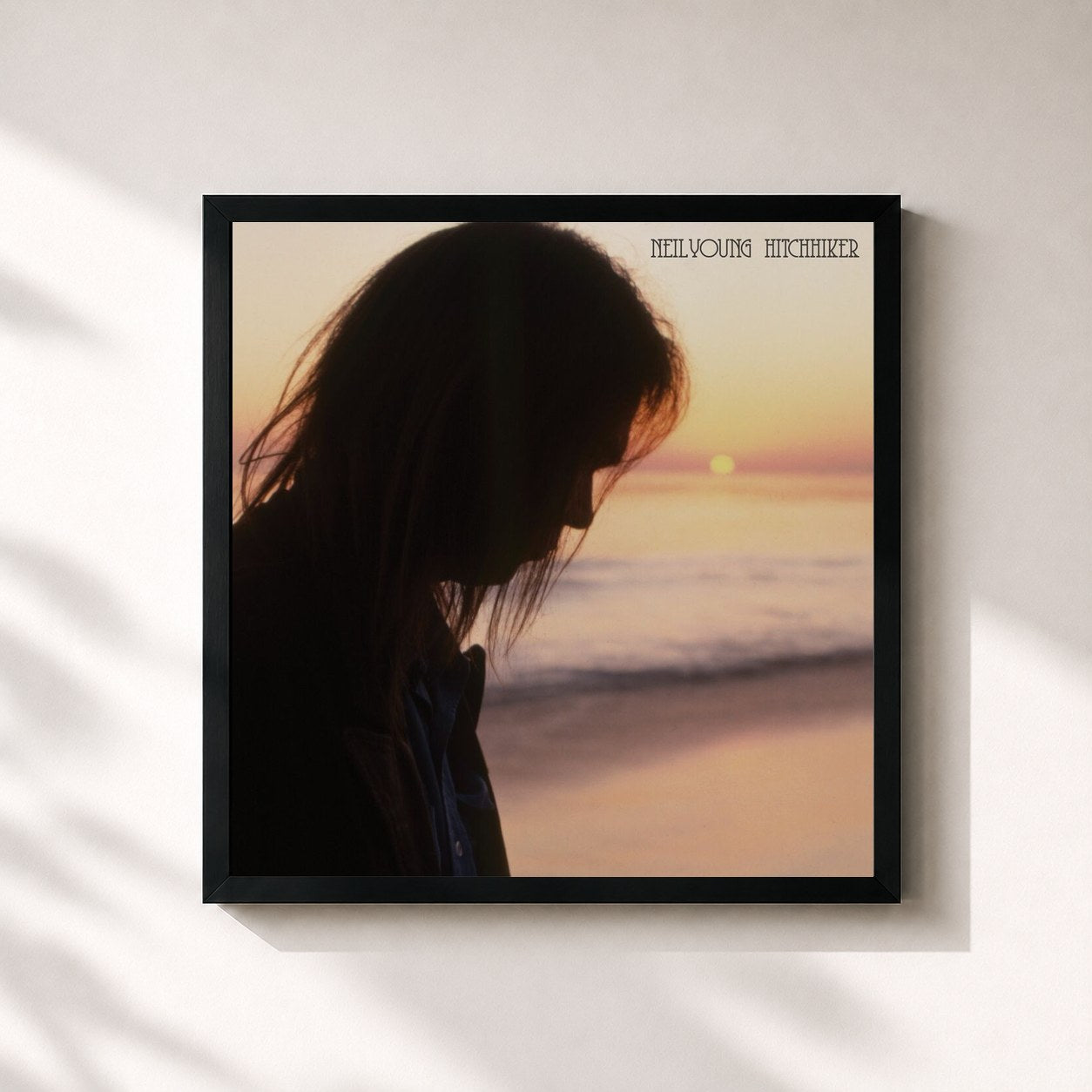 Neil Young · Hitchhiker — Lámina enmarcada