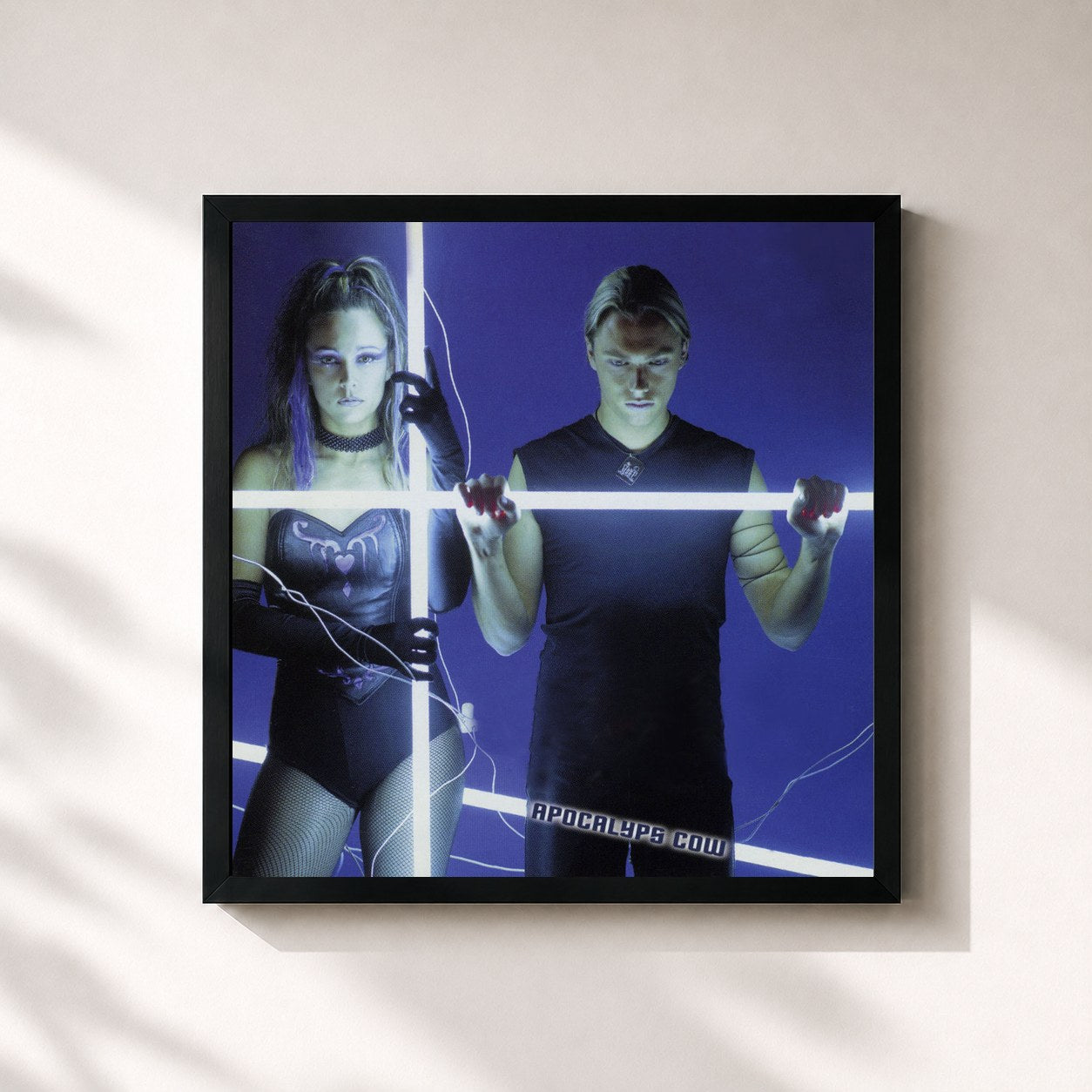 #noir Tableau carré de l'album Apocalyps Cow de Milk Inc., cadre noir 32x32 cm