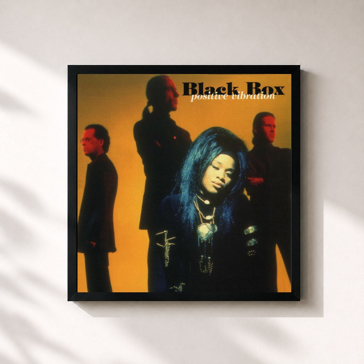 #noir Tableau carré de l'album Positive Vibration de Black Box, cadre noir 32x32 cm