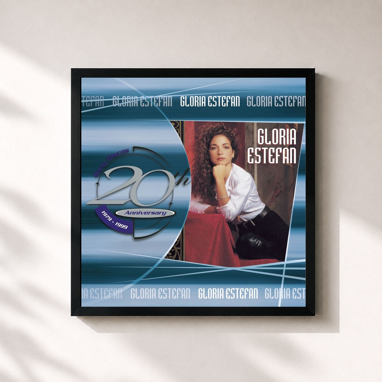 #noir Tableau carré de l'album 20th Anniversary de Gloria Estefan, cadre noir 32x32 cm