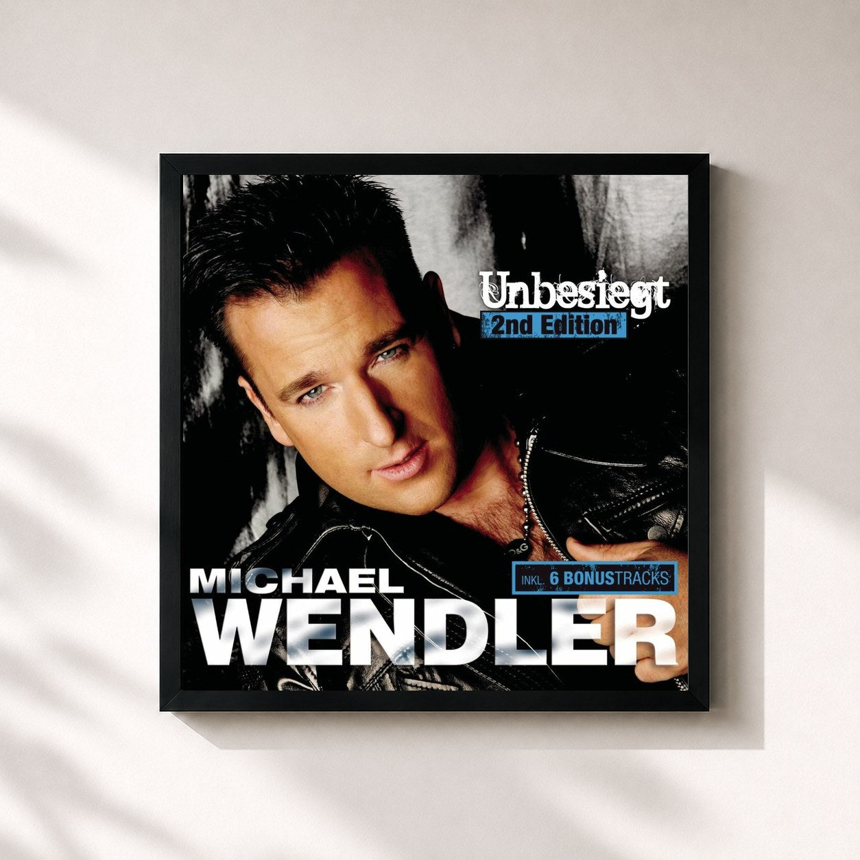#noir Tableau carré de l'album Unbesiegt de Michael Wendler, cadre noir 32x32 cm