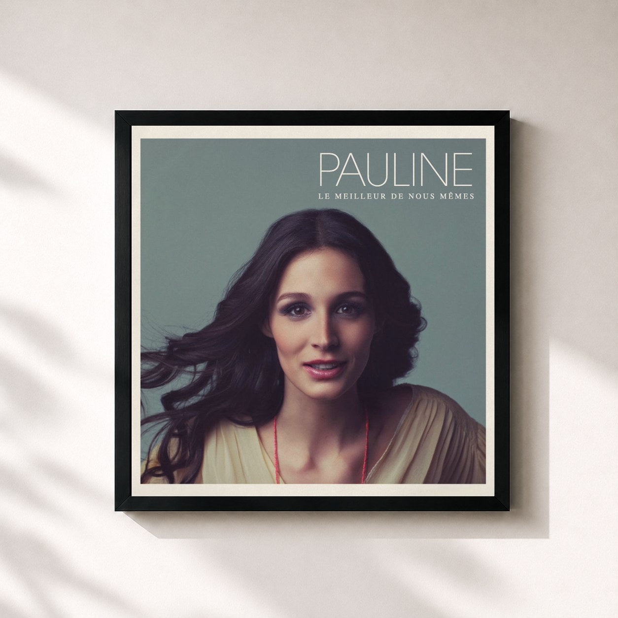 #noir Tableau carré de l'album Le meilleur de nous-mêmes de Pauline, cadre noir 32x32 cm