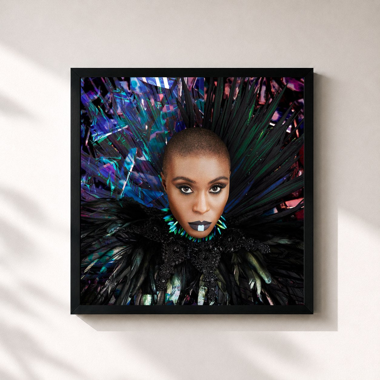#noir Tableau carré de l'album The Dreaming Room de Laura Mvula, cadre noir 32x32 cm