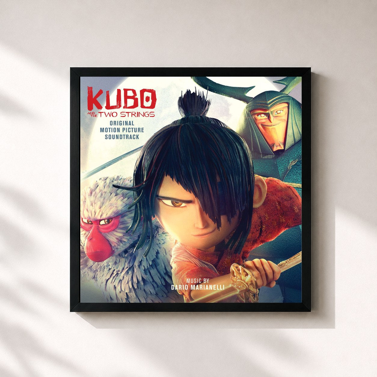 #noir Tableau carré de l'album Kubo and the Two Strings (Original Motion Picture Soundtrack) de Dario Marianelli, cadre noir 32x32 cm
