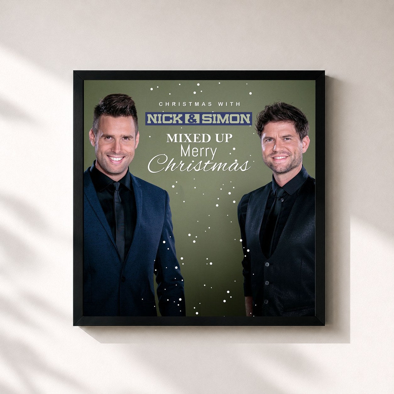#noir Tableau carré de l'album Christmas With Nick & Simon (Mixed Up Merry Christmas) de Nick & Simon, cadre noir 32x32 cm
