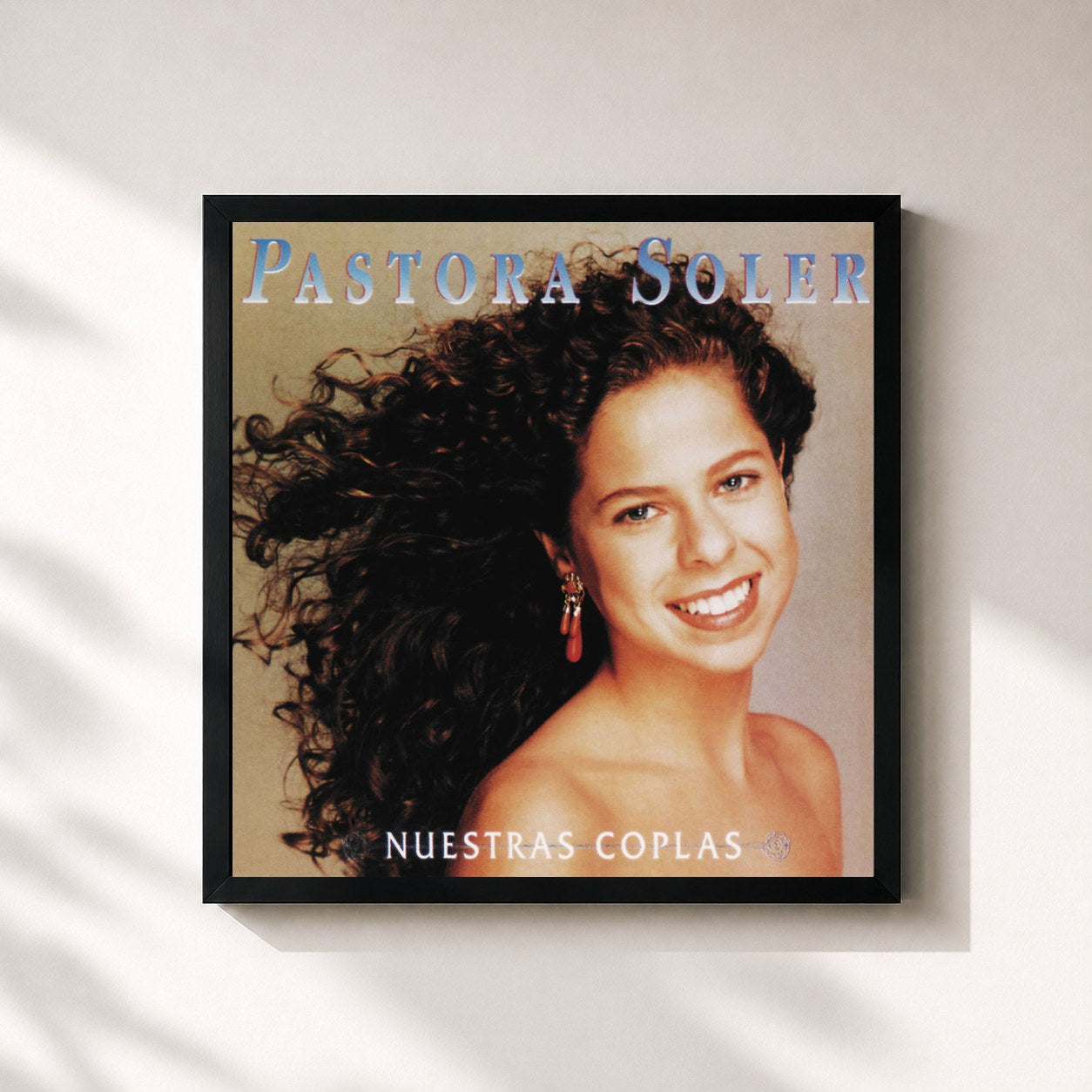 #noir Tableau carré de l'album Nuestras Coplas de Pastora Soler, cadre noir 32x32 cm