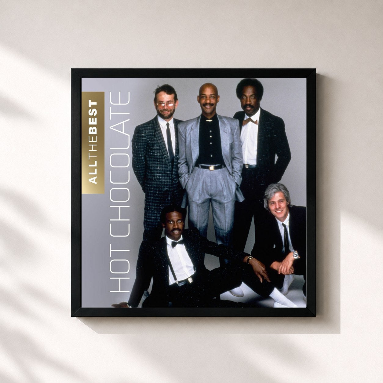 #noir Tableau carré de l'album All the Best de Hot Chocolate, cadre noir 32x32 cm