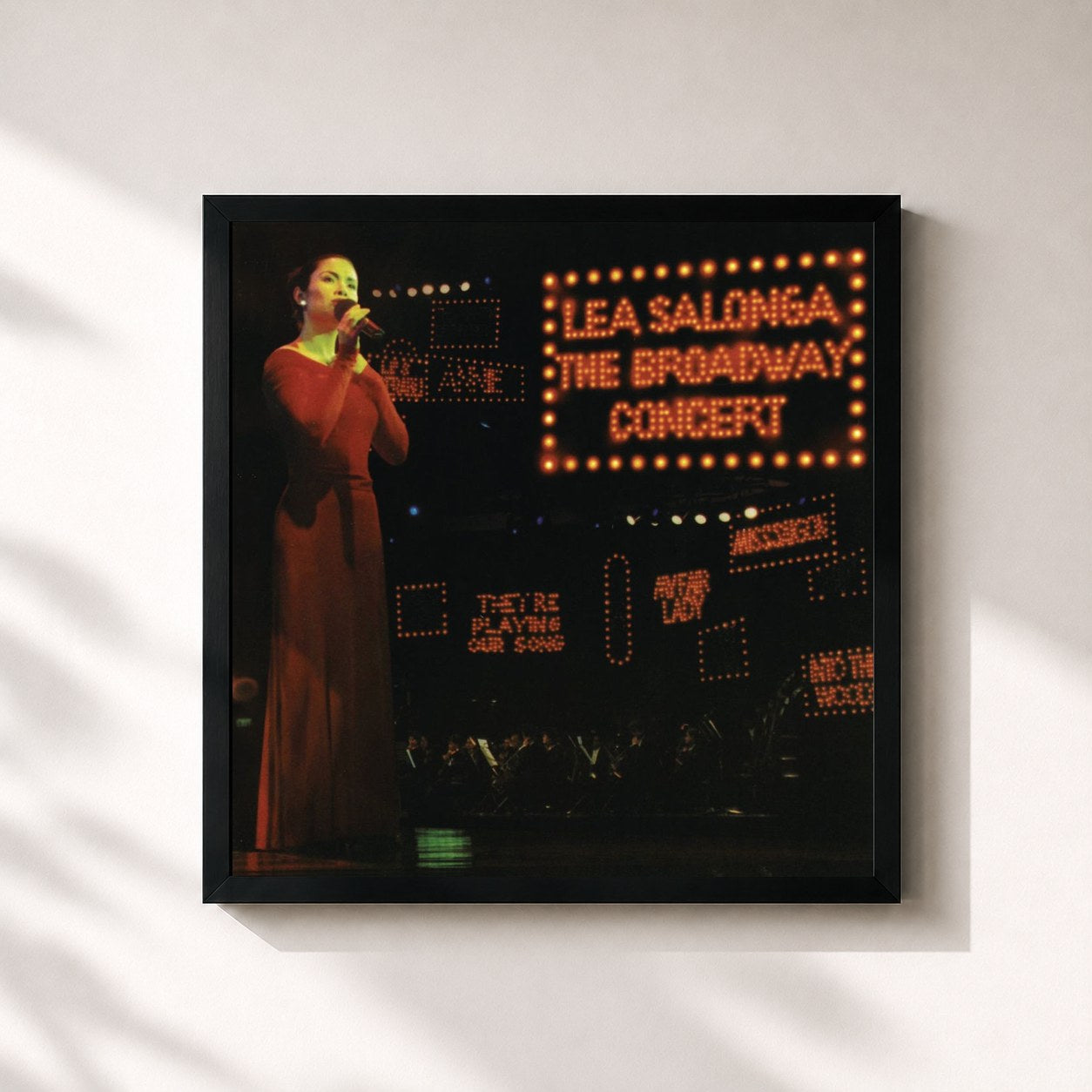 #noir Tableau carré de l'album The Broadway Concert de Lea Salonga, cadre noir 32x32 cm