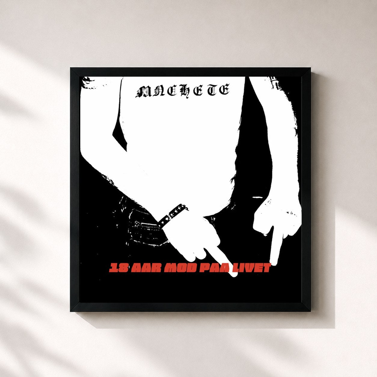 #noir Tableau carré de l'album 18 ÅR MOD PÅ LIVET de Machete, cadre noir 32x32 cm