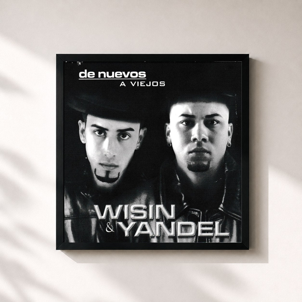 #noir Tableau carré de l'album De Nuevos a Viejos de Wisin & Yandel, cadre noir 32x32 cm