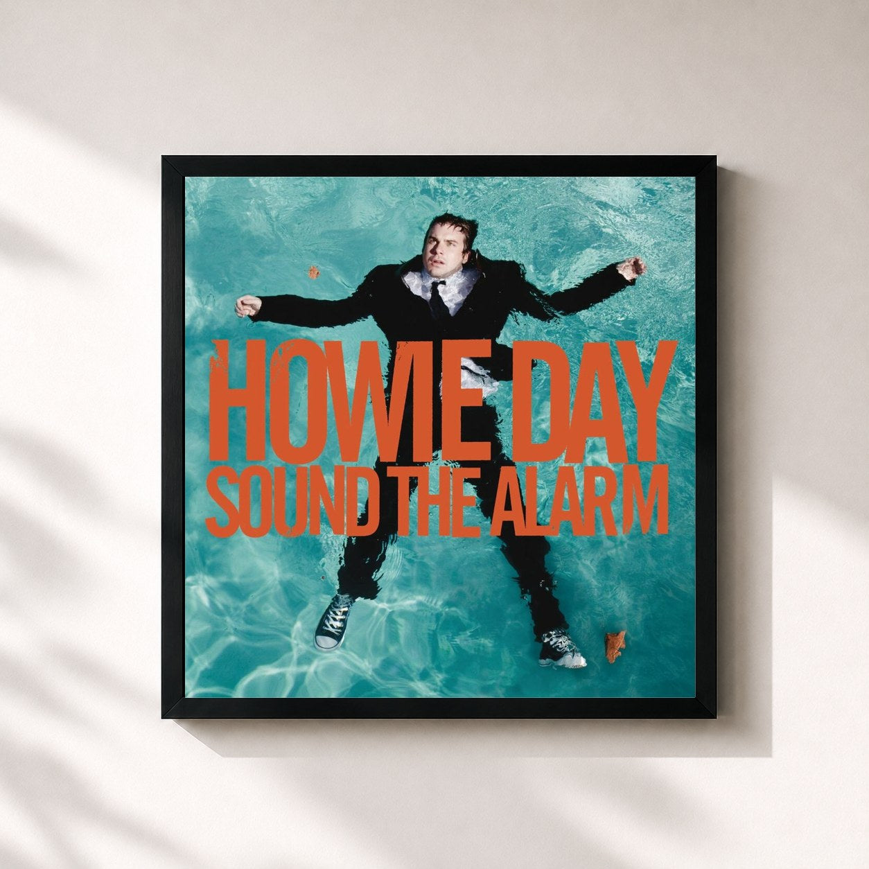 #noir Tableau carré de l'album Sound The Alarm de Howie Day, cadre noir 32x32 cm