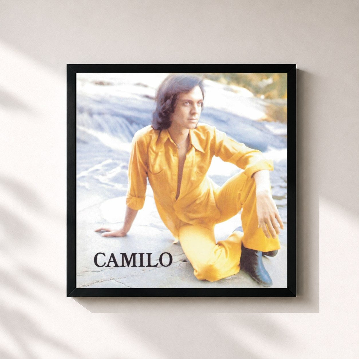 #noir Tableau carré de l'album Camilo de Camilo Sesto, cadre noir 32x32 cm