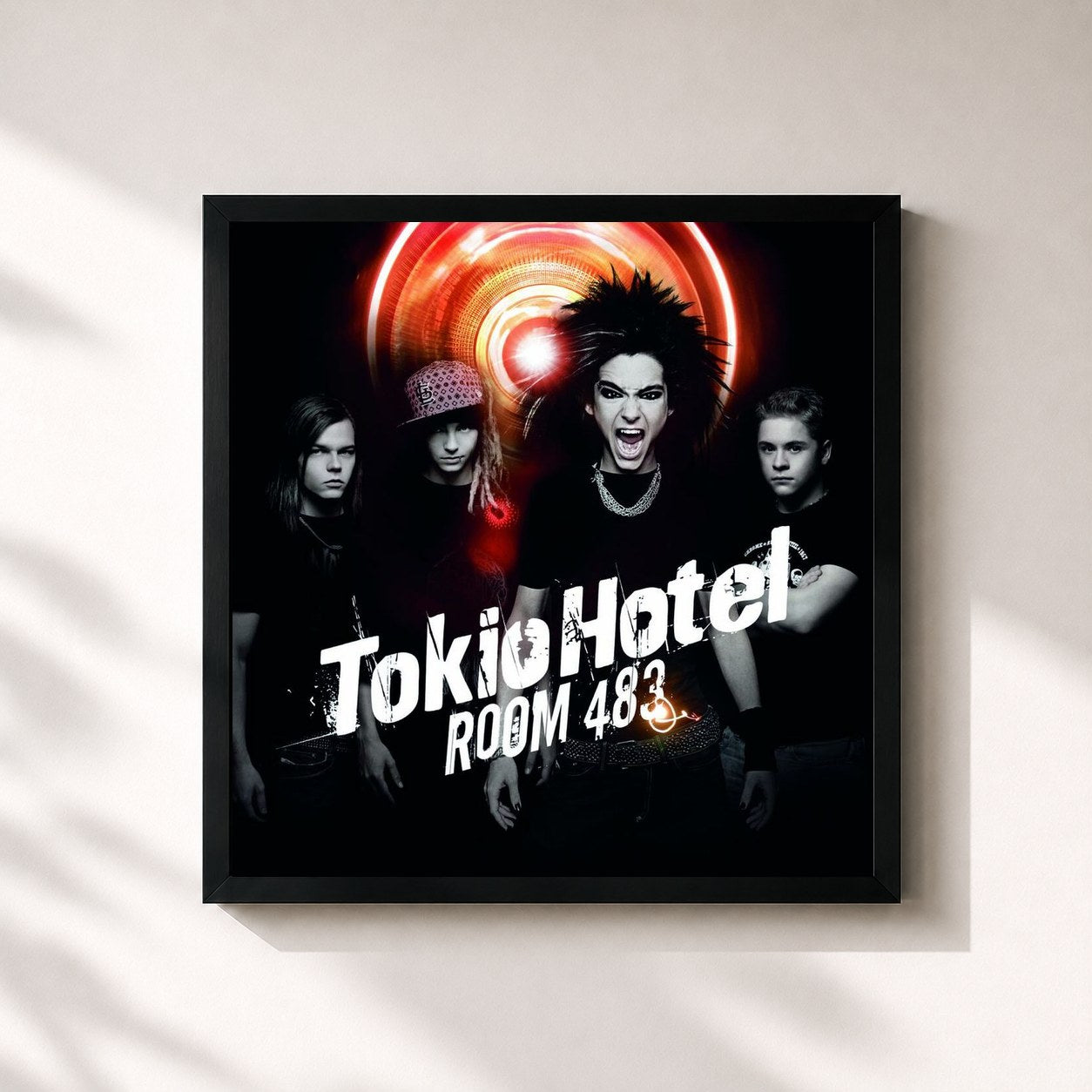 #noir Tableau carré de l'album Room 483 de Tokio Hotel, cadre noir 32x32 cm