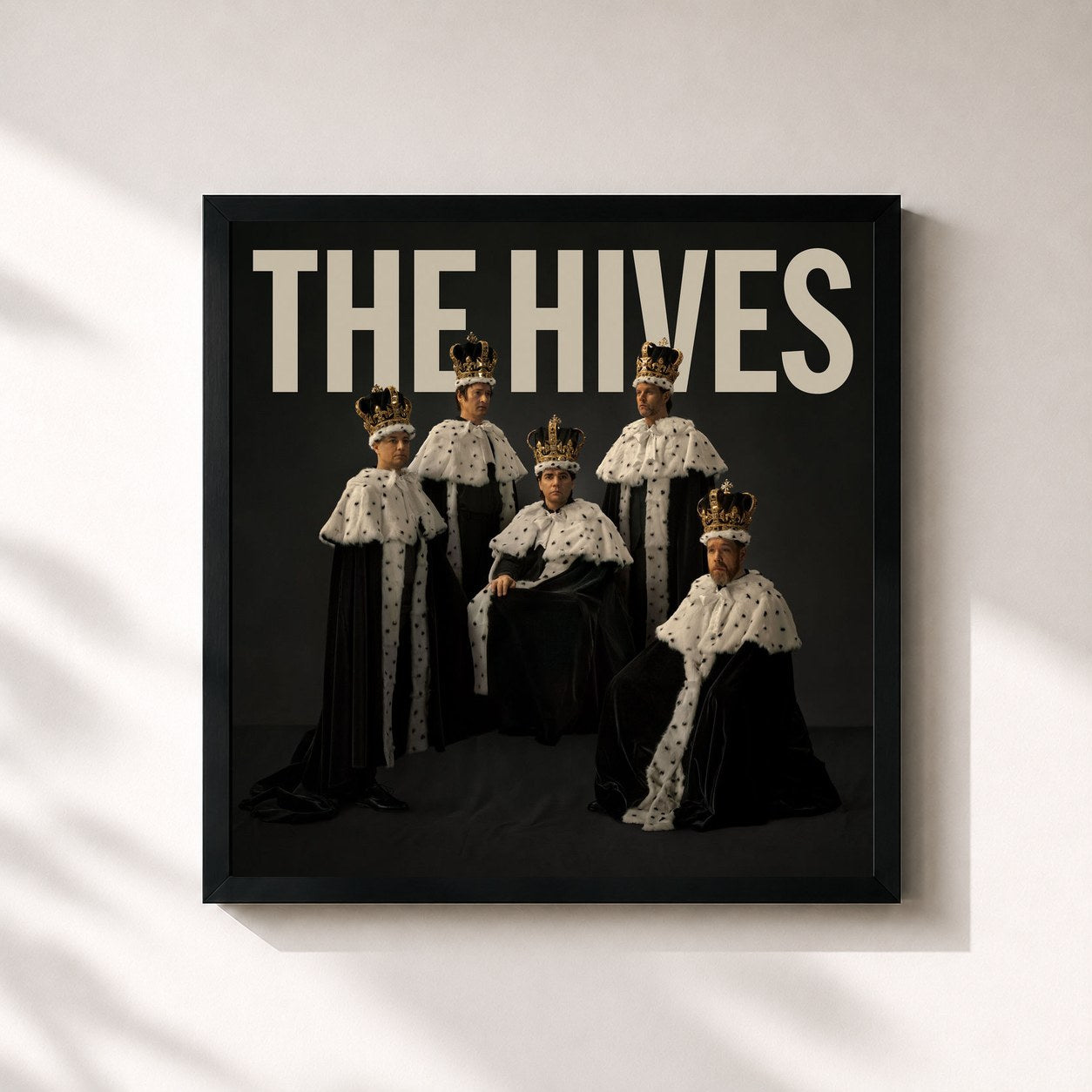#noir Tableau carré de l'album The Hives Forever Forever The Hives de The Hives, cadre noir 32x32 cm