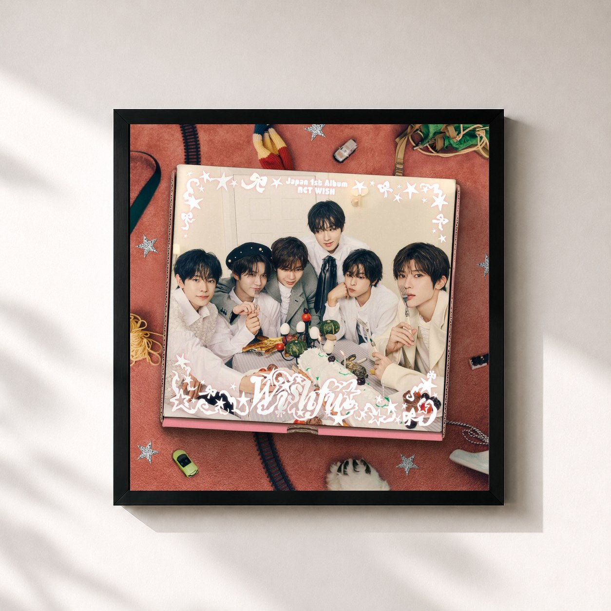#noir Tableau carré de l'album WISHFUL de NCT WISH, cadre noir 32x32 cm