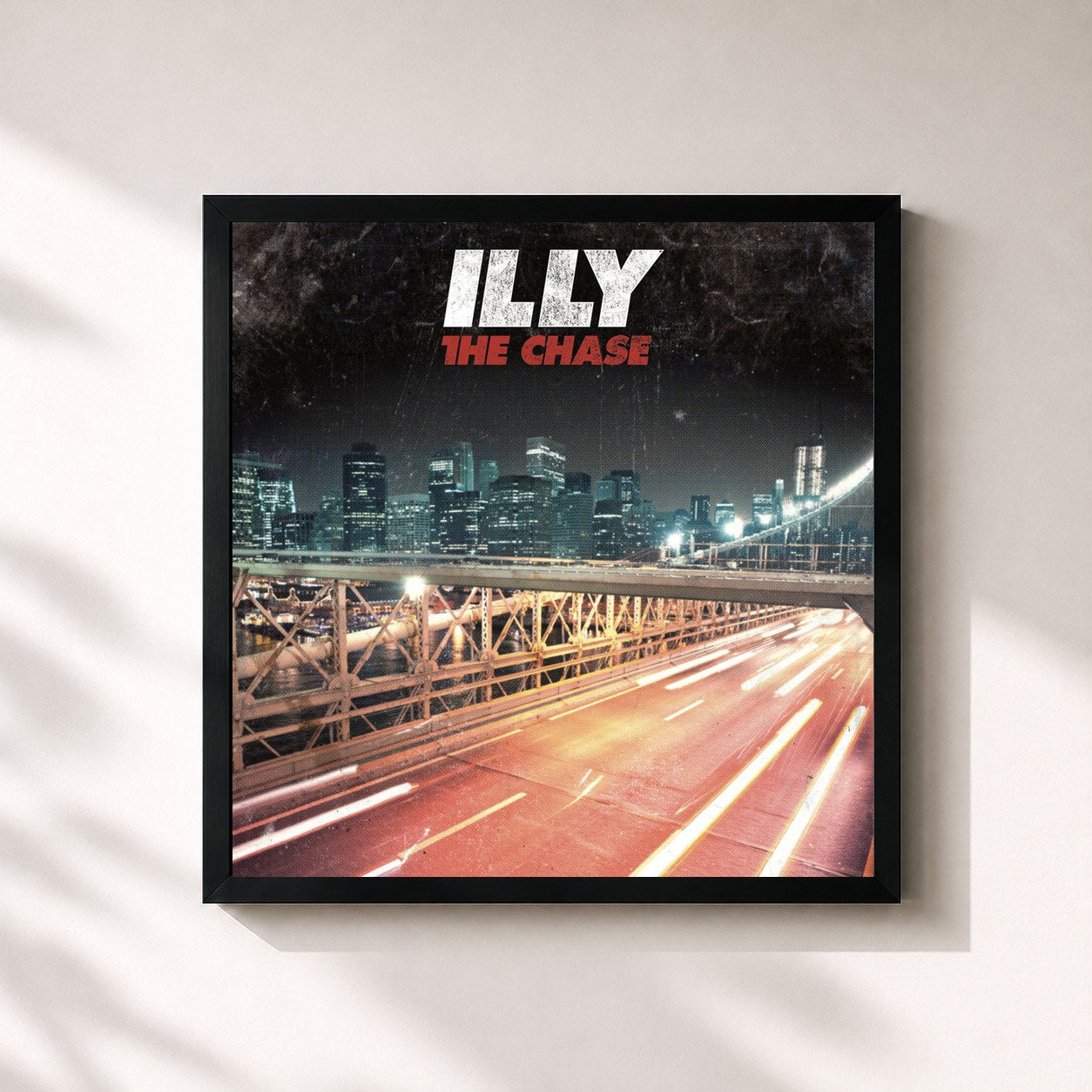 #noir Tableau carré de l'album The Chase de Illy, cadre noir 32x32 cm